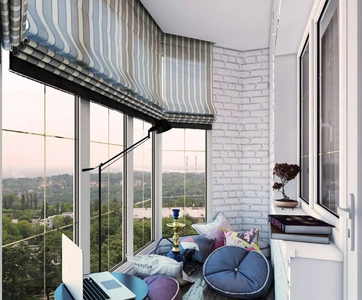 Užuolaidos ant balkono (115 nuotraukos): balkono dizaino idėjos. Kaip pakabinti gražias užuolaidas? Lengvųjų brezento užuolaidų ir kitų parinkčių projektavimas 10025_8