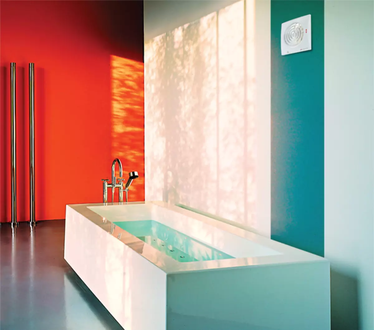 Ventilatori del bagno: modelli di scarico silenziosi con valvola di ritegno e sensore di umidità, altri modelli per il disegno, le loro taglie 10047_3