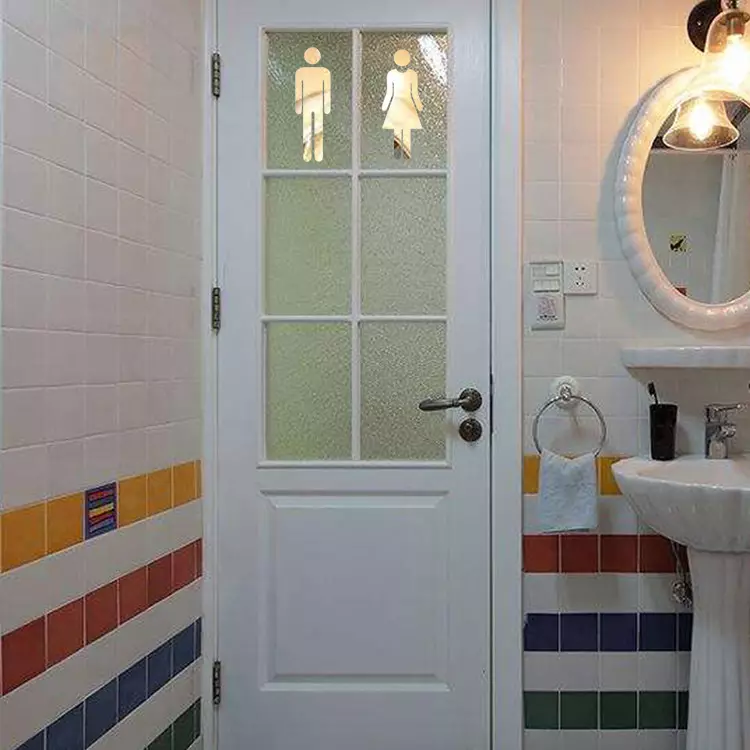 Plastic doors in the bathroom: pros and cons of PVC doors to the bathroom, selection of plastic doors 10056_41