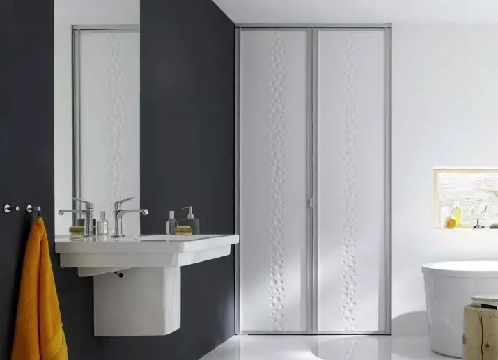 Schiebetüren im Badezimmer (42 Fotos): Türen und Coupé, Tipps zur Auswahl von Interroom-Türen im Badezimmer 10059_30