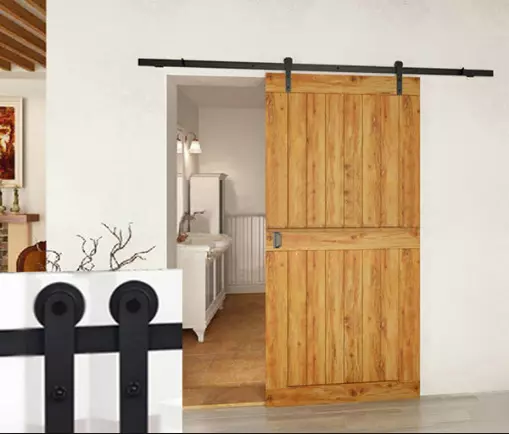 Klizna vrata u kupaonici (42 slike): vrata i kupe, savjeti za izbor interroom vrata u kupatilu 10059_40