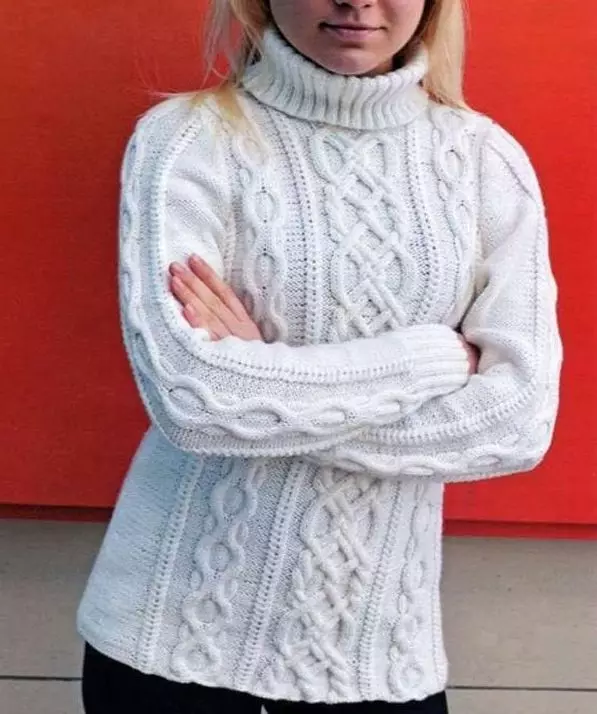 Пуловер з косамі (41 фота): папулярныя ўзоры і колеру 2021 1005_26