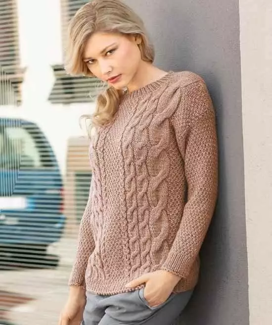 Pullover with braids (41 photos): Popular patterns and colors 2021 1005_4