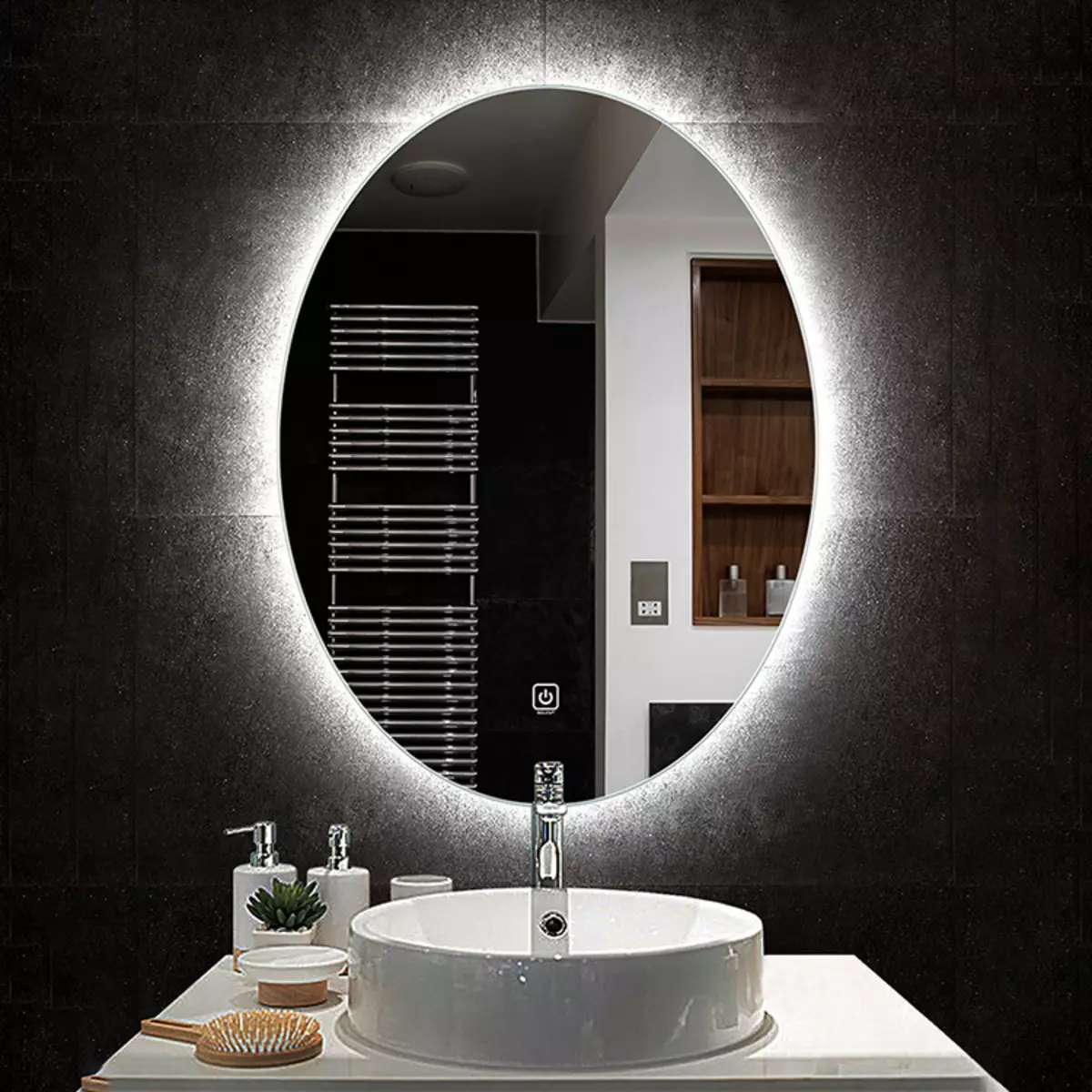 Espejo con iluminado en el baño (100 fotos): espejos con cinta LED 60, 90, 110 y 120 cm, la elección de los espejos cosméticos grandes y caros 10061_94