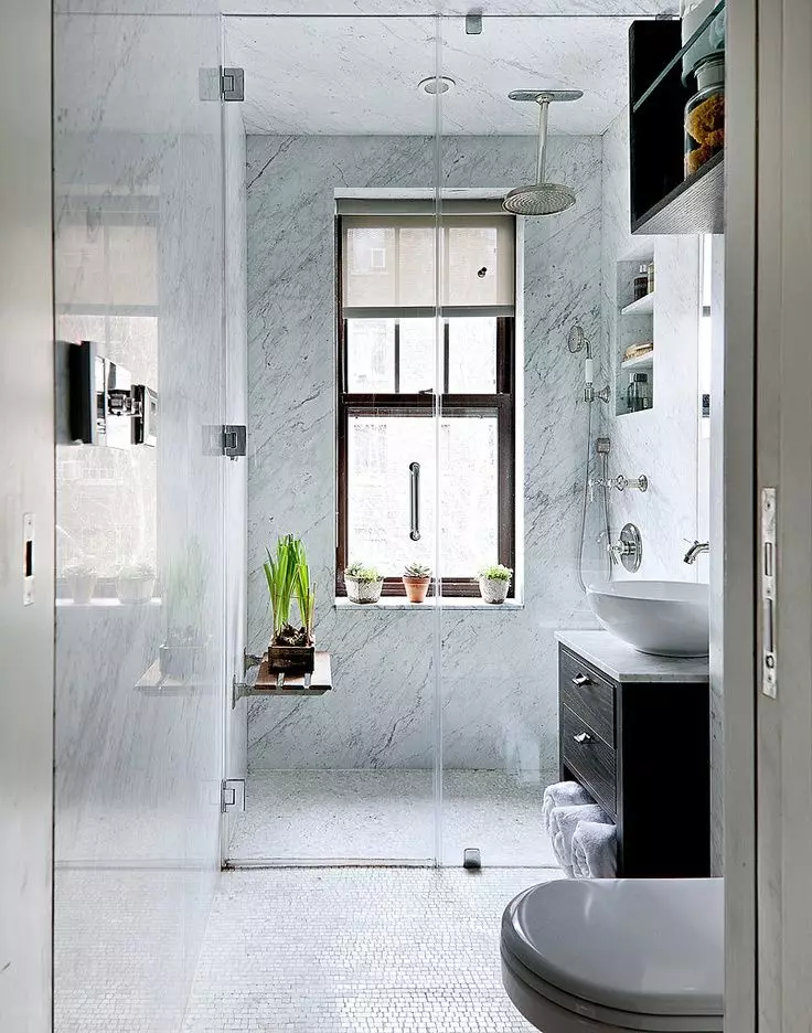 עיצוב אמבטיה בשילוב עם שירותים מרובע 3. M (76 תמונות): עיצוב פנים חדר אמבטיה עם מכונת כביסה, הנחת חדר קטן 10068_47