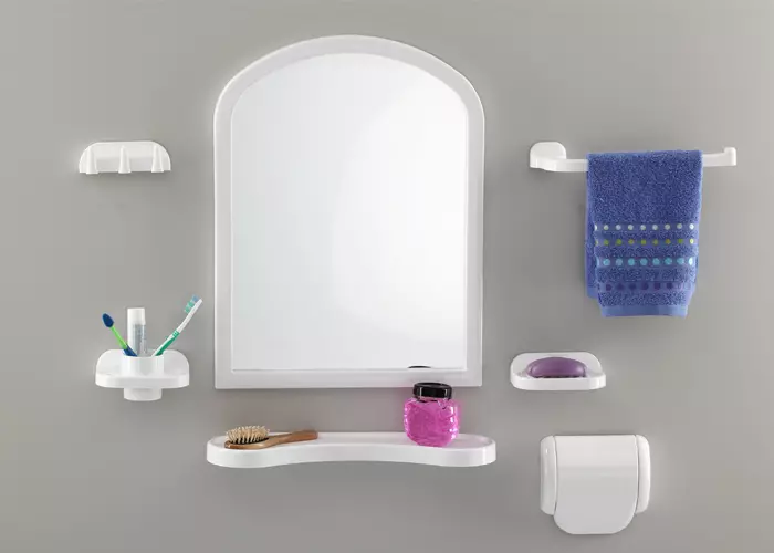 Set con uno specchio per i bagni: Panoramica dei set di specchi in plastica. Come scegliere? 10070_9