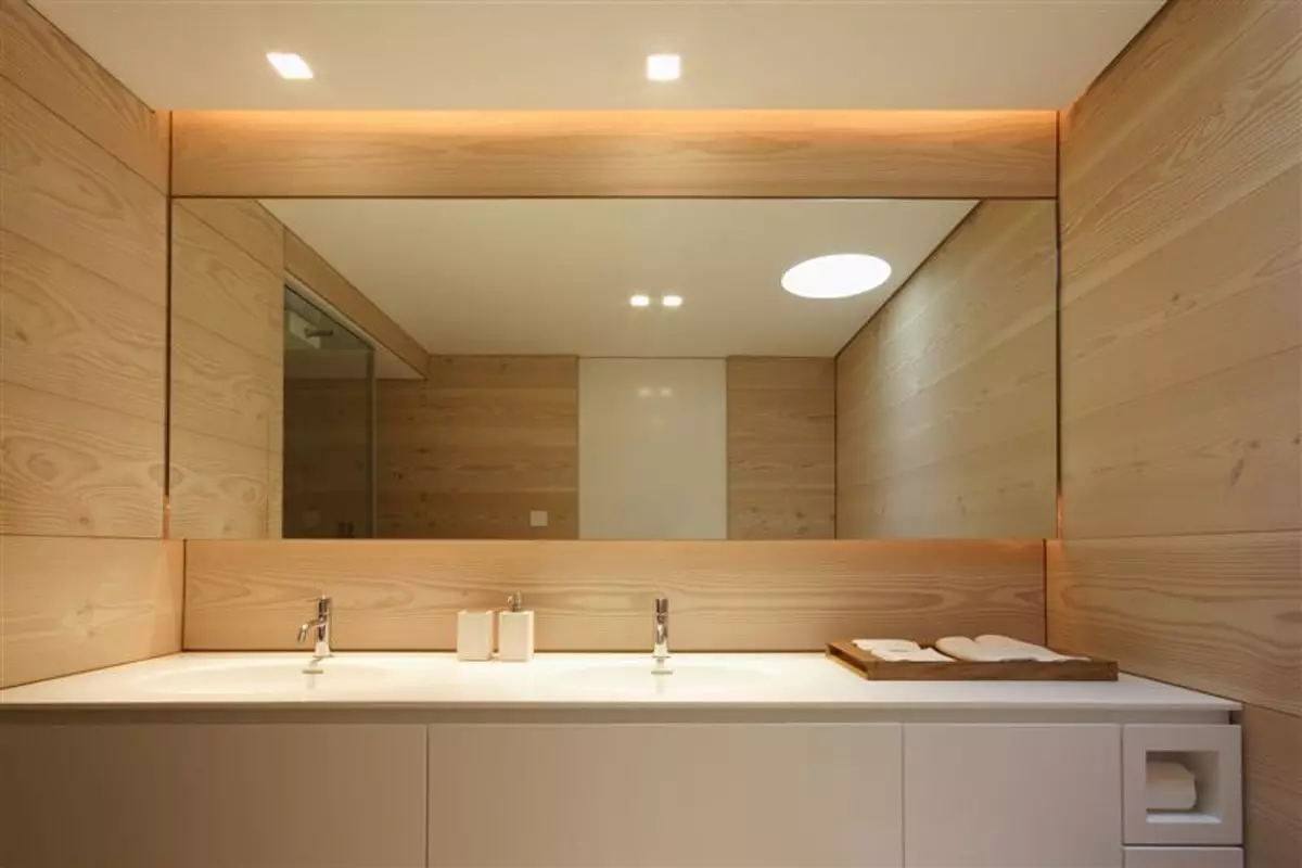 Painéis de casa de banho (90 fotos): Acabamento com painéis acrílicos resistentes a umidade, Aquapanel deslizante com desenho, Reviews 10075_59