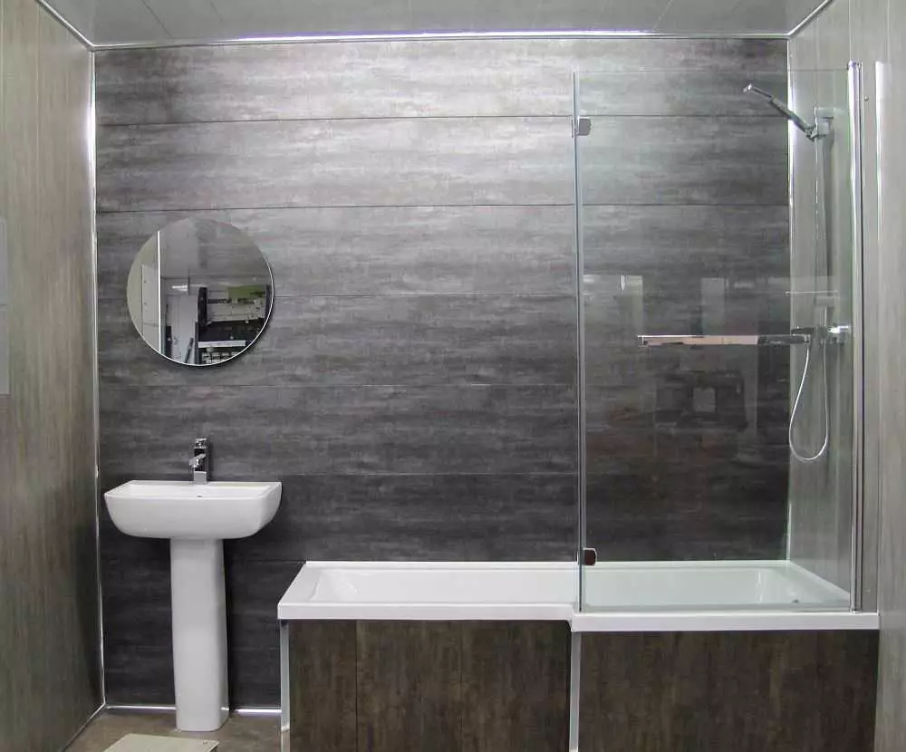Painéis de casa de banho (90 fotos): Acabamento com painéis acrílicos resistentes a umidade, Aquapanel deslizante com desenho, Reviews 10075_78
