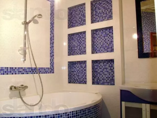 Khrushchev（75枚の写真）にある浴室を組み合わせた浴室：トイレと組み合わせた小さなお風呂のデザイン。部屋はどんなサイズですか？洗濯機が付いているバスルームのインテリアデザインのアイデア 10081_21