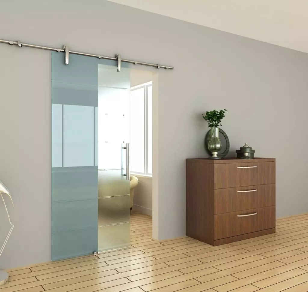 Ajtók a fürdőszobában és a WC-nek (81 fotók): Mi jobb, ha a szobába kerülne? Hogyan válasszuk ki az ajtókat a fürdőszobában? A műanyag és csúszó modellek áttekintése, szélessége és egyéb dimenziói 10083_40