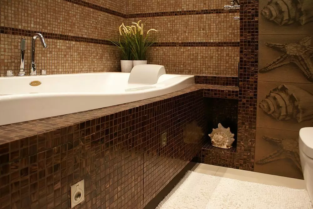 Ruskea laatta kylpyhuoneessa (66 kuvaa): keraamiset ja muut laatat ruskeat sävyt kylpyhuoneessa 10113_7
