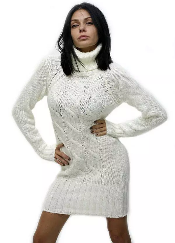 Sweater putih (65 gambar): rajutan, putih-hitam, sweater mengawan besar dari benang, bagaimana untuk memutihkan sweater bulu wanita di rumah 1011_12