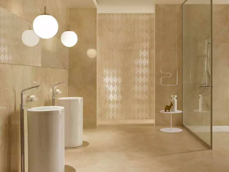 बाथरूमसाठी बेज टाइल (50 फोटो): बेज आणि चमकदार टाइलचे डिझाईन आणि इतर पर्यायांमध्ये सिरेमिक टाइलचे डिझाइनचे डिझाइन 10120_21