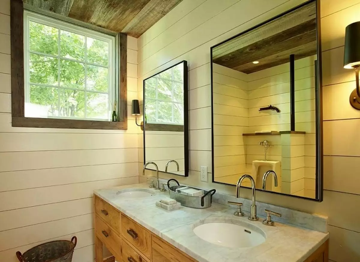 Ванна кімната в дерев'яному будинку (97 фото): дизайн і обробка душової в будинку з бруса, цікаві рішення для інтер'єру, варіанти облаштування 10138_37