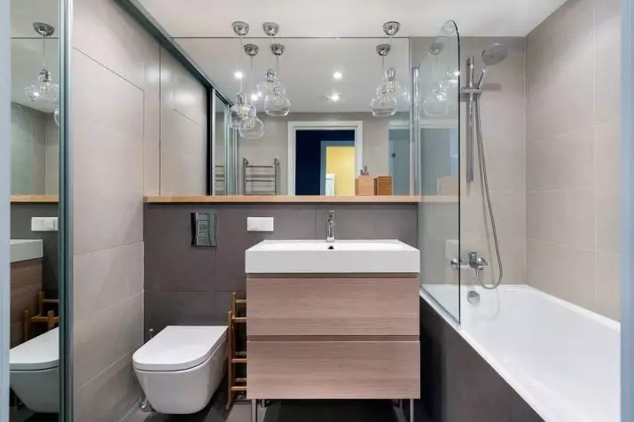 Угаалгын өрөөний дизайны 4 хавтгай дөрвөлжин метр. M (97 зураг): 4 квадратын орон сууцны орчин үеийн дотоод засал чимэглэл 4 хавтгай дөрвөлжин метр, төлөвлөлтийн санааг төлөвлөх 10139_17