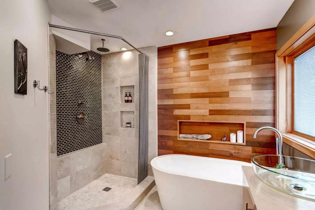 Design de salle de bain (170 photos): Projets 2021 et idées de design d'intérieur. Comment équiper la pièce? Options simples et élites pour l'arrangement des designers 10147_79