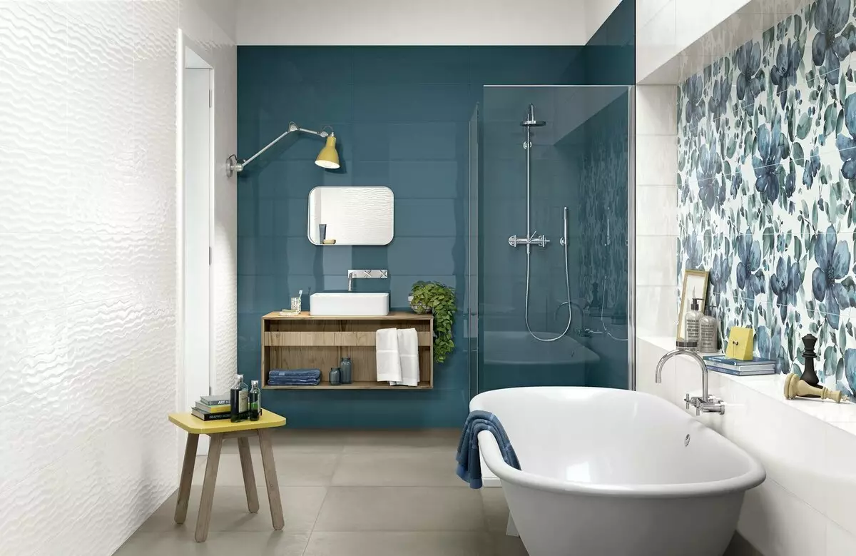 बाथरूम डिजाइन (170 फोटो): परियोजनाएं 2021 और इंटीरियर डिजाइन विचार। कमरे को कैसे लैस करें? डिजाइनरों से व्यवस्था के लिए सरल और अभिजात वर्ग विकल्प 10147_80