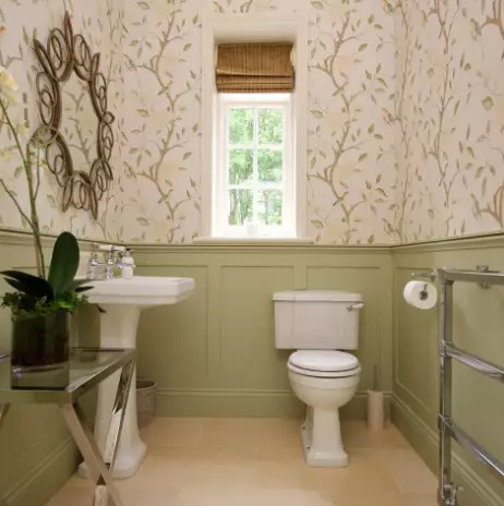 Háttérkép a fürdőszobában (120 fotók): A vízálló fotó tapéta, mosható nedvességálló öntapadós tapéta és üvegáruk a fürdőszobában. Milyen jobban illeszkedik? Vélemény 10155_22