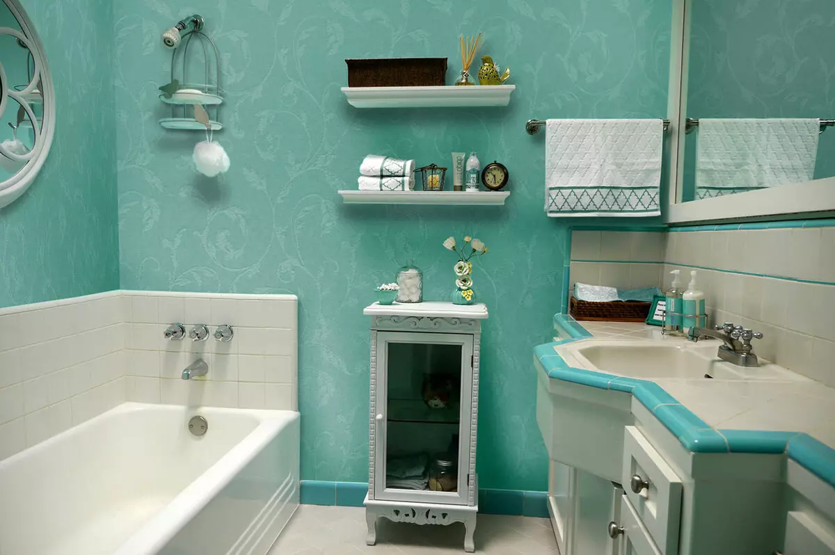 浴室壁纸（120张照片）：防水照片壁纸的特点，可用于浴室的可清洗防潮自粘壁纸和玻璃器皿。什么更适合？评论 10155_47