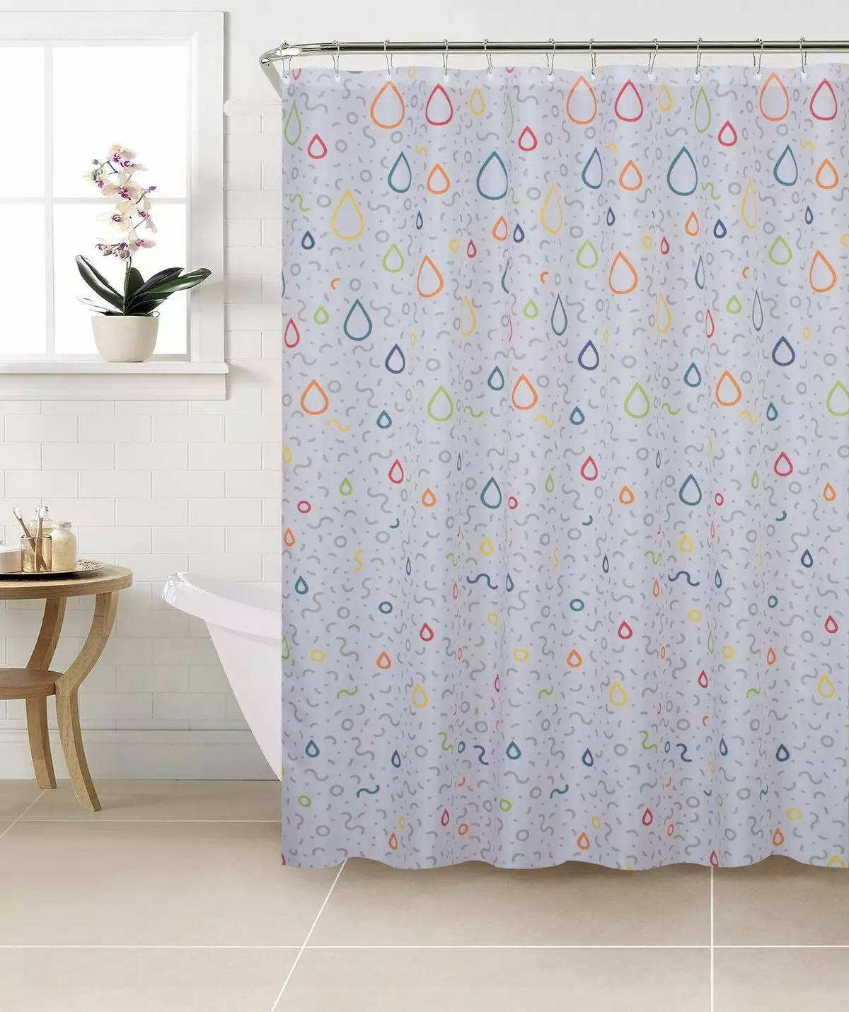 Badkar gardiner (100 bilder): Textilvattenavvisande gardiner, storlekar, vikning och transparenta, rullade och fototraktorer, från IKEA och andra 10162_31