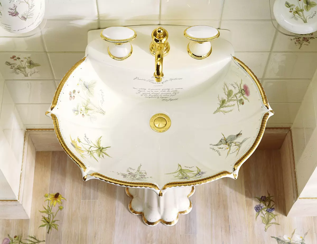 Kupaonica (165 fotografija): Kupaonica i tuš u jednoj sobi. Lijepi i elegantni primjeri. Odabrali smo organizator. Opcije ergonomije, dizajn 10167_111