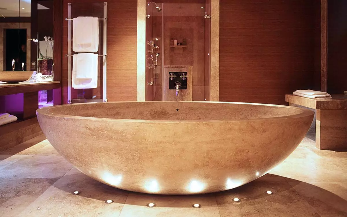 حمام (165 صورة): حوض استحمام ودش في غرفة واحدة. أمثلة جميلة وأنيقة. نختار المنظم. خيارات بيئة العمل، التصميم 10167_134