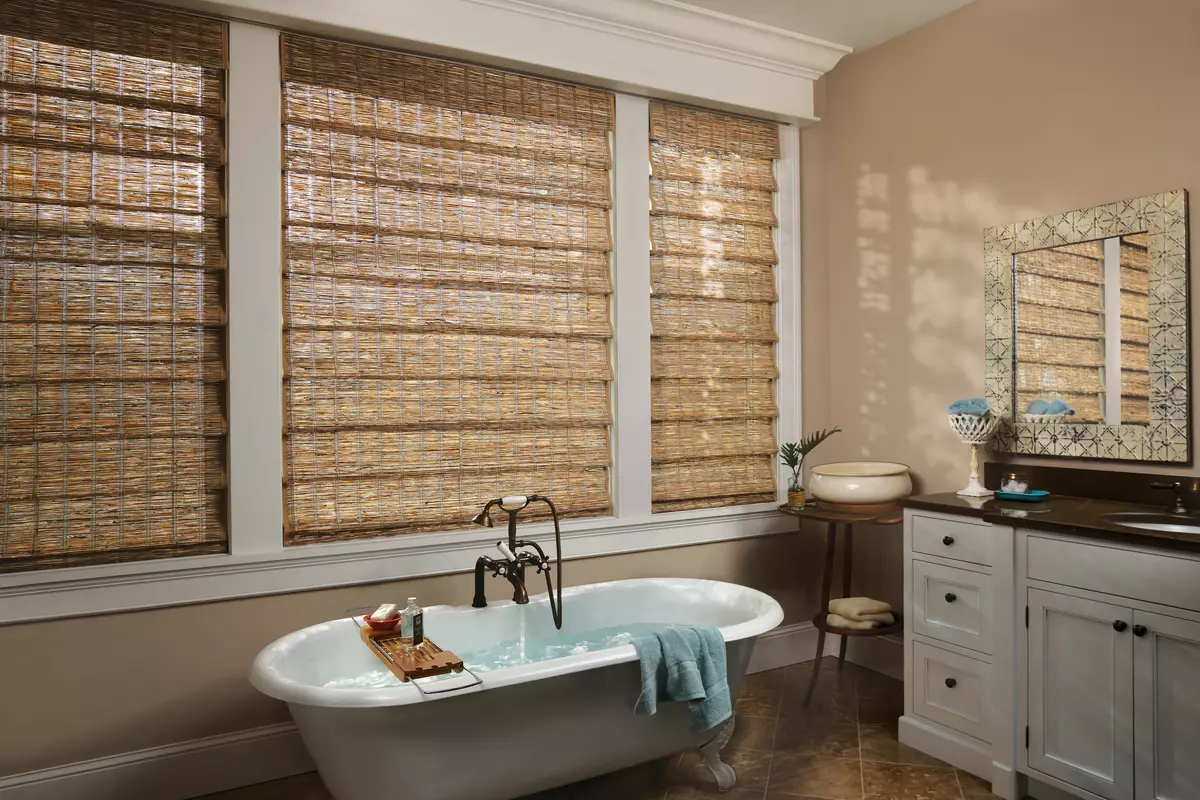 Badkamer (165 foto's): bad en douche in één kamer. Mooie en stijlvolle voorbeelden. We kiezen de organisator. Ergonomie opties, ontwerp 10167_152