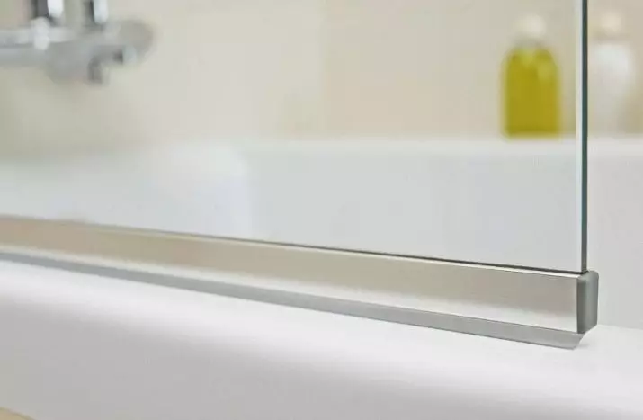 Пластикові шторки для ванної: «гармошка», і душові штори з ПВХ, складна, Г-подібна та інші різновиди 10178_40