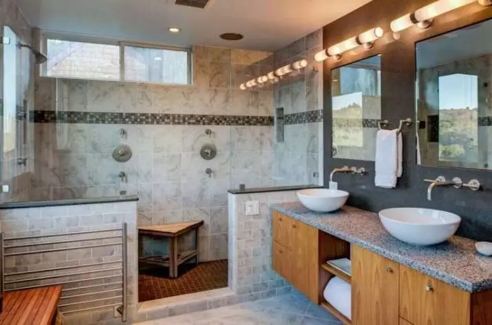 Thiết kế phòng tắm với vòi hoa sen (115 ảnh): Thiết kế một bồn tắm nhỏ với vòi hoa sen, phòng tắm thiết kế nội thất có máy giặt trong một ngôi nhà riêng 10181_109
