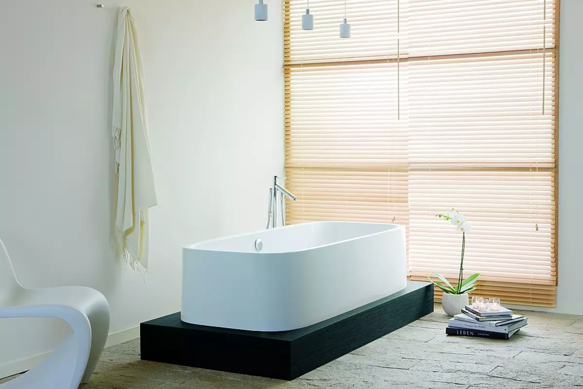 Desain kamar mandi ageung (75 poto): conto dina kaayaan interior, pilihan proyék 10183_22