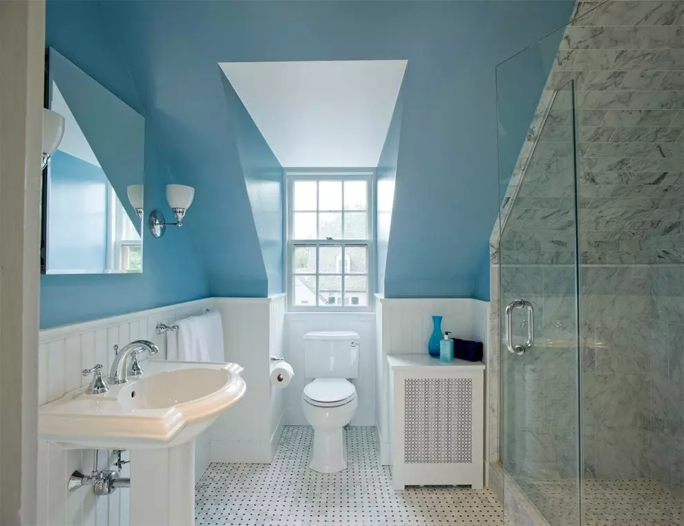 Обшивка на банята (106 снимки): Опции. Как да се разделят стените? Избор на довършителни материали: сайдинг, PVC, облицовка и други видове 10190_43