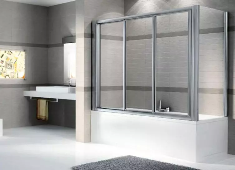 Banyo için sürgülü perdeler: plastik ekran ve geri çekilebilir duş, köşe ve diğer modeller 10192_42