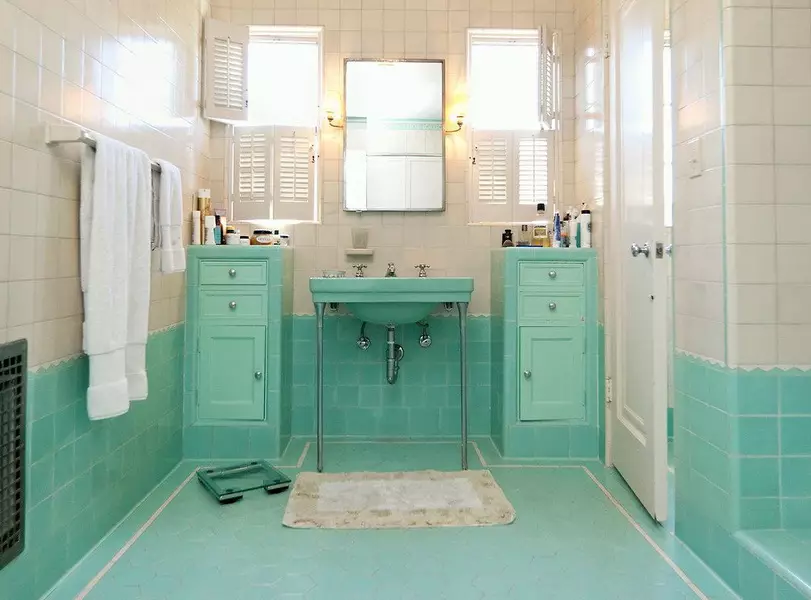 Bilik mandi Turquoise (61 foto): Contoh reka bentuk bilik mandi dalam warna ini. Kita faham dalam warna, buat pedalaman yang indah 10203_22