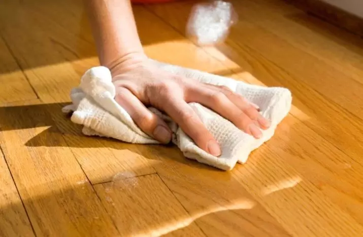 Bilik mandi Laminate: plastik tahan kelembapan, vinil dan jenis lain di dinding dan untuk lantai. Ulasan 10204_30