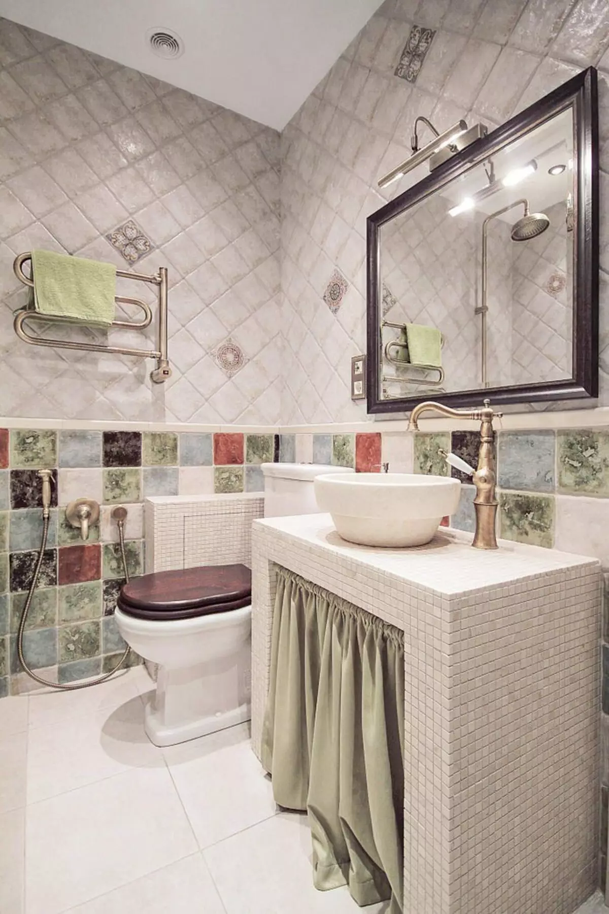 Disseny de bany 5 KV. M (111 fotos): Projectes de banys bonics 5 metres quadrats a l'apartament, interior modern amb rentadora 10205_54