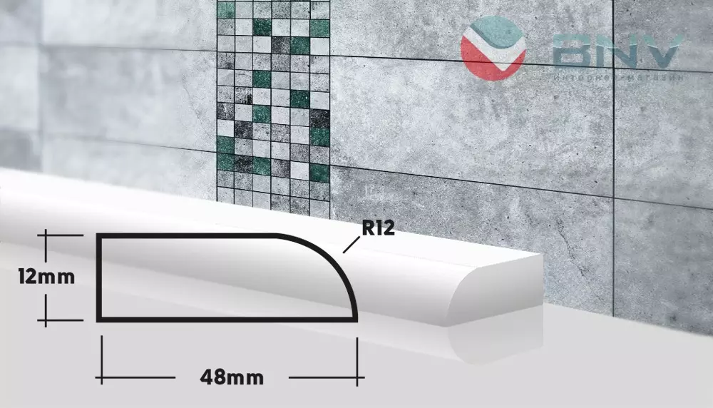 Grænser til badet (sokkel) (42 billeder): Border Ribbons, plast hjørner til fliser og agter fra vandstrømmen til gulvet i badeværelset 10216_30