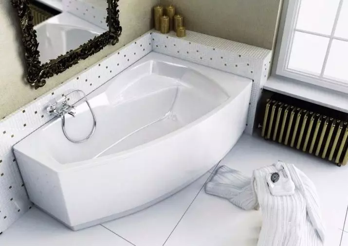 Vinkel bade (101 fotos): Bad design har med hjørne badekar, asymmetriske, store dobbelt og små, farve modeller, metal modeller med vandmassage og uden det 10219_15