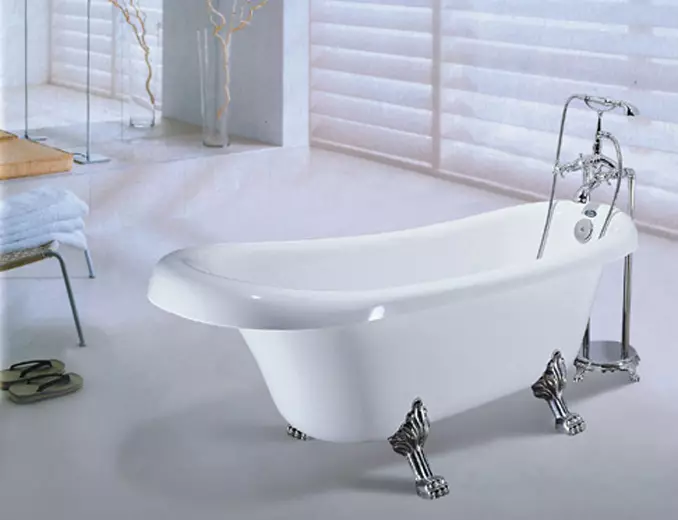 Poucas bañeiras: tamaños de mini-baño. Consellos para escoller un pequeno baño, exemplos de baños compactos no interior 10223_37
