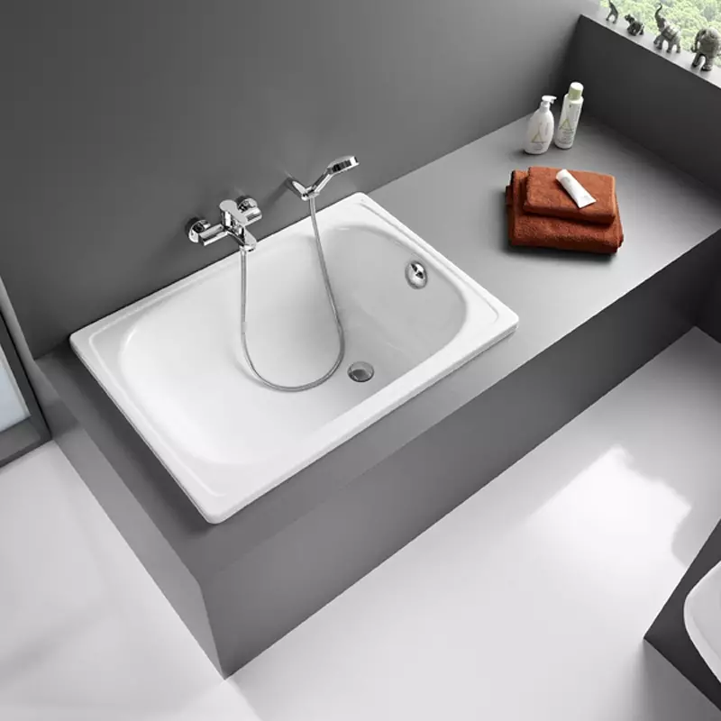 Pequeñas bañeras: mini baños. Consejos para elegir un baño pequeño, ejemplos de baños compactos en el interior. 10223_49