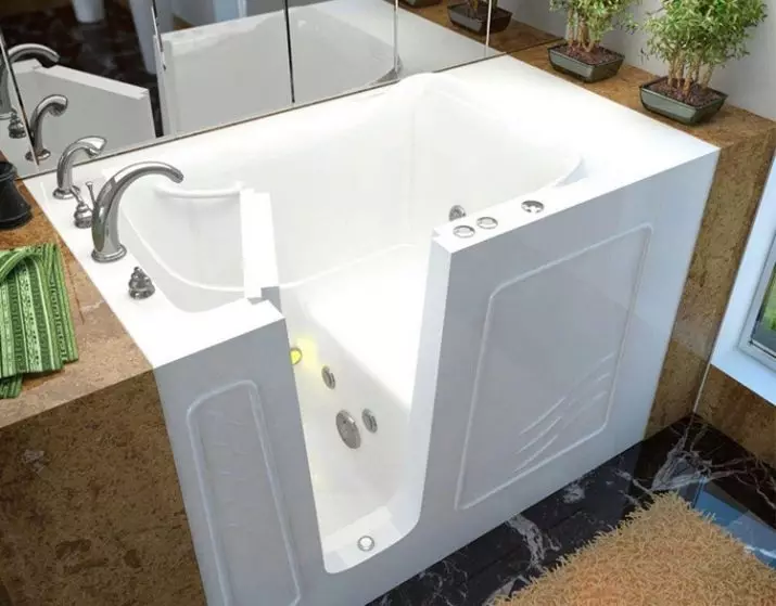 Poucas bañeiras: tamaños de mini-baño. Consellos para escoller un pequeno baño, exemplos de baños compactos no interior 10223_96