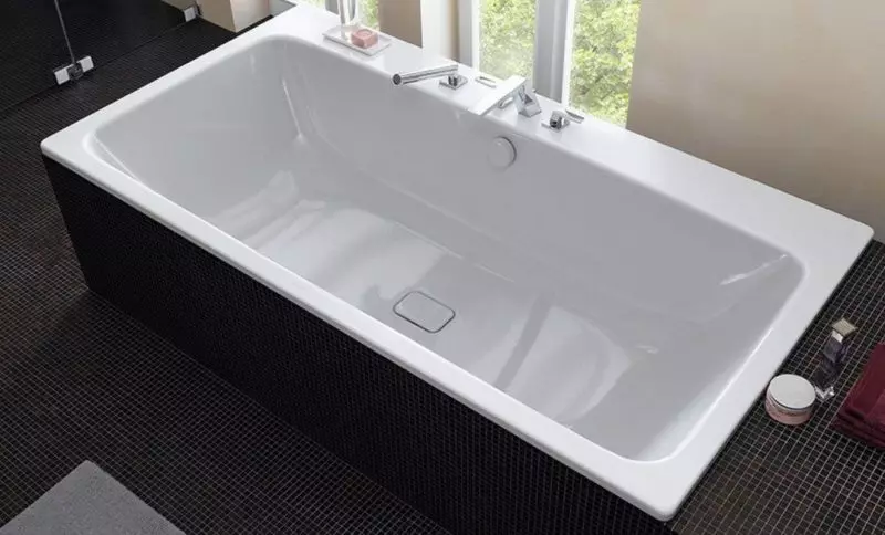 Stielbaden: Modellen fan Baths 150x70, 170x70 CM en oare grutte. Foar- en neidielen fan roestfrij stiel baden. Beoordelingen foar eigendom 10224_17