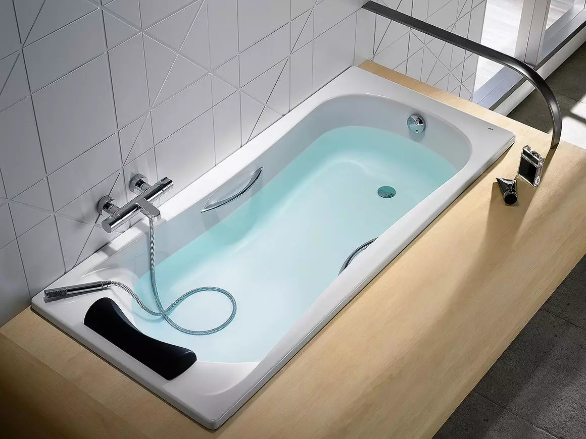 Stielbaden: Modellen fan Baths 150x70, 170x70 CM en oare grutte. Foar- en neidielen fan roestfrij stiel baden. Beoordelingen foar eigendom 10224_59