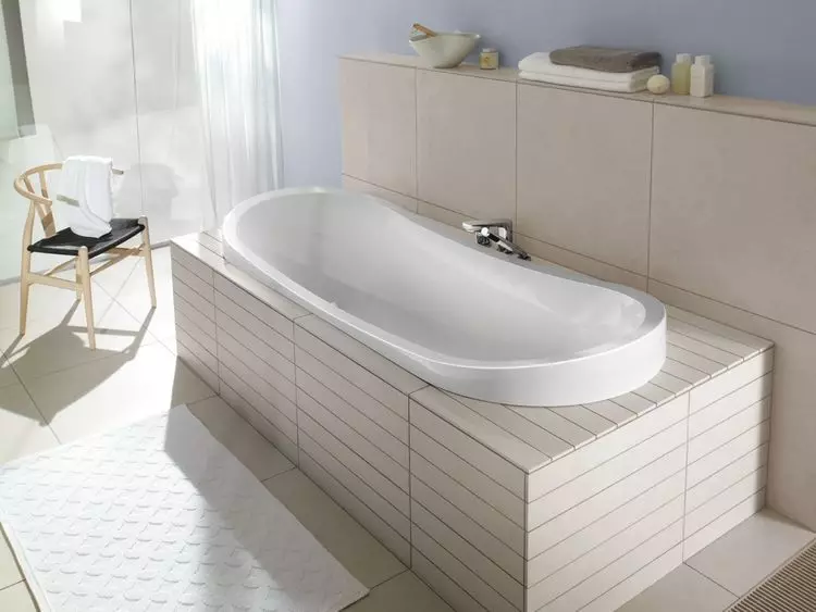 Baños de acero: modelos de baños 150x70, 170x70 cm y otros tamaños. Pros y contras de baños de acero inoxidable. Propiedad de la propiedad 10224_73