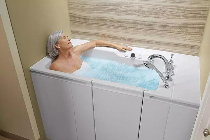 Oturan Akrilik Banyolar: 120x70 cm ve 100x70 cm boyutlu modellerin görünümü, mini banyosunun avantajları ve dezavantajları 10230_21