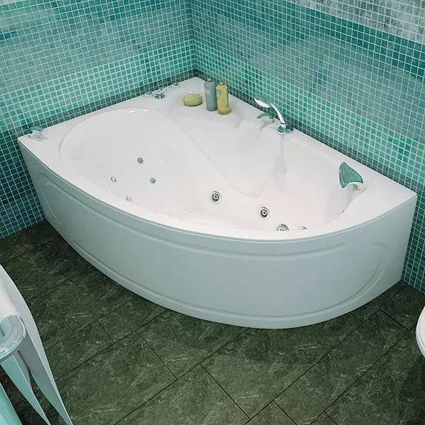 Ваннадагы бурчтуу ванна (79 сүрөт): Бурч ванна, кооз идеялар менен ички дизайн параметрлери 10233_32