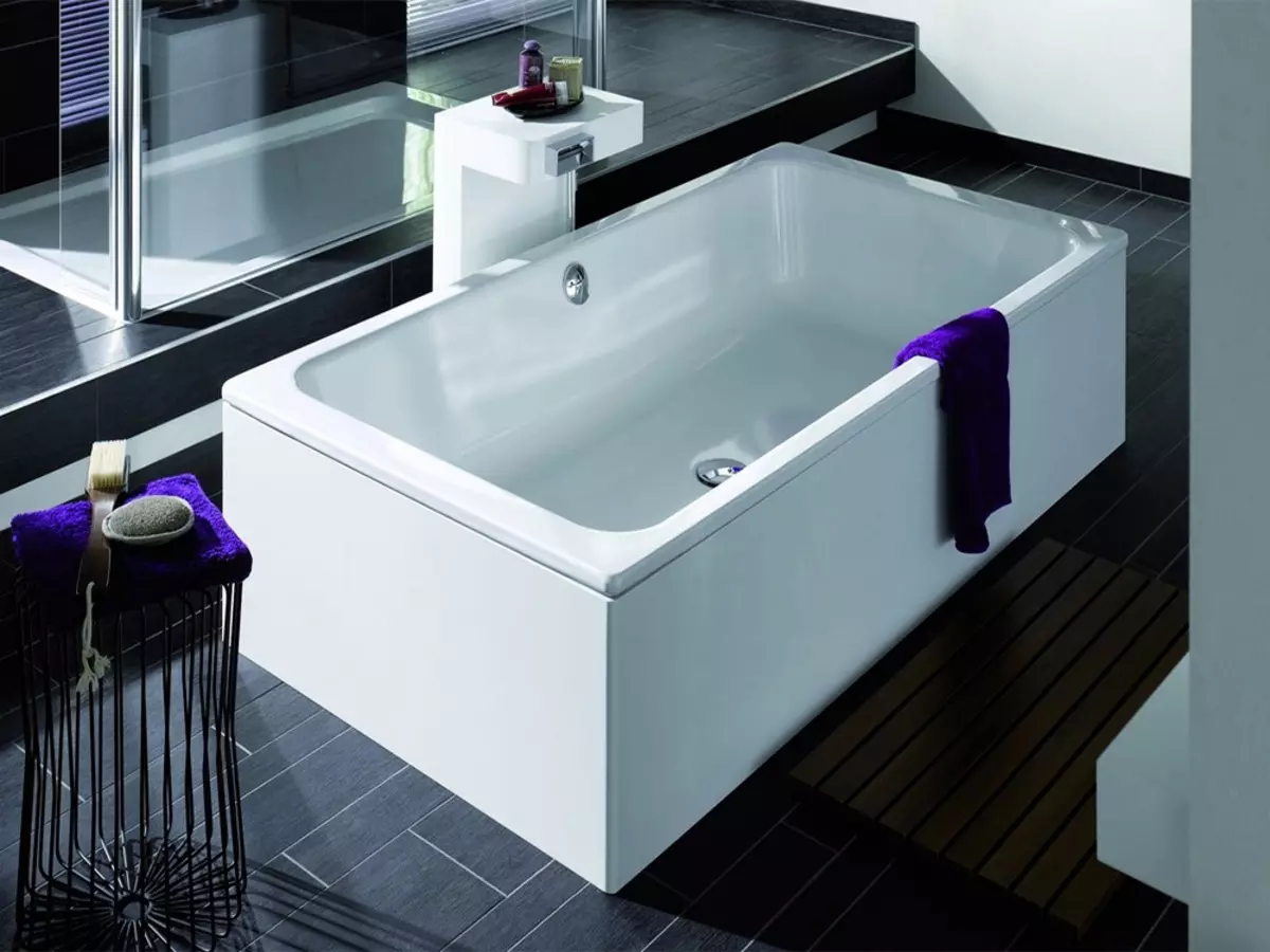 Metal baths: 140x70 cm and 150x70 cm, 170x70 cm and other standard dimensions. How much bath weighs? Advantages and disadvantages 10250_18