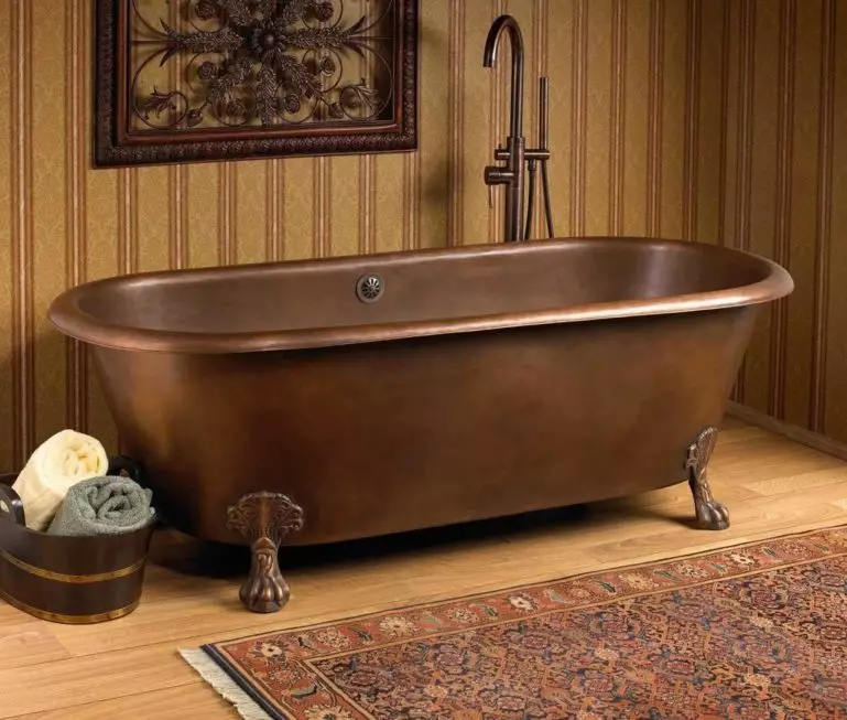 金属浴：140×70 cm、150×70 cm、170×70 cmおよびその他の標準寸法。お風呂の重さはいくらですか？長所と短所 10250_2
