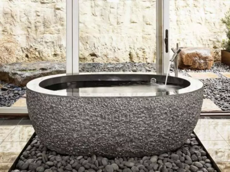 Stone Baths: plús-rússneskir og gallar gervi og náttúrusteinsböð. Rússland og önnur lönd. Mál: 185x90 ​​cm og 150x70 cm, 180x80 cm. Umsagnir viðskiptavina 10252_6