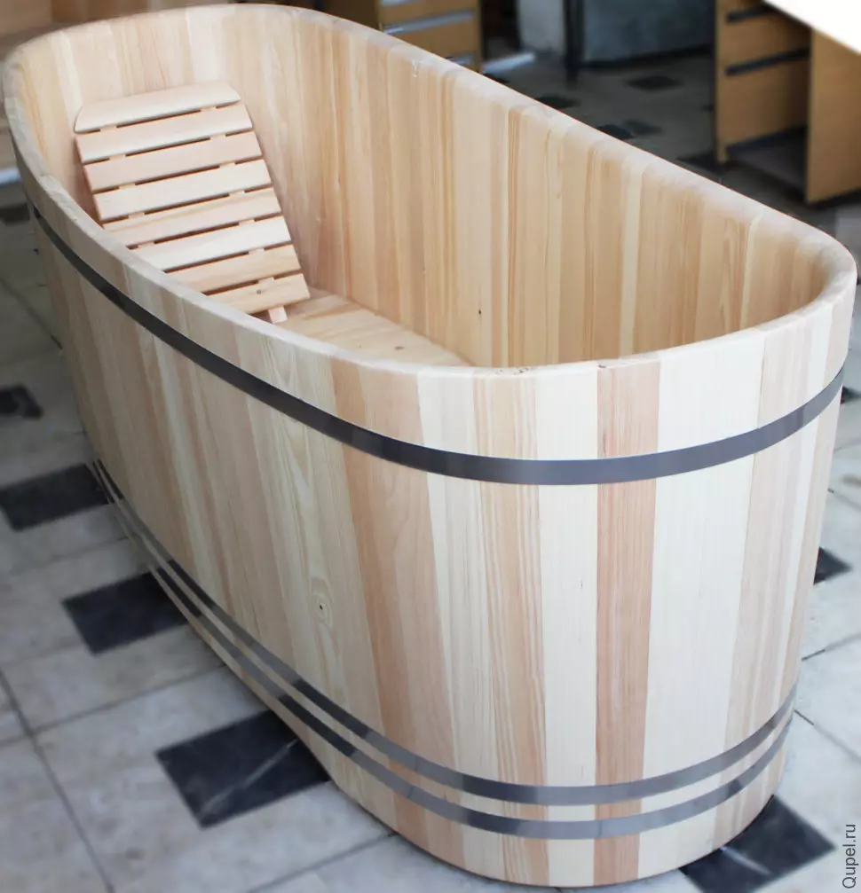 Drevené kúpele (53 fotiek): Plusy a nevýhody drevených kúpeľov a výberu Tipy 10260_21