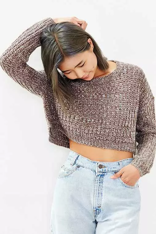 Cropped Sweater (129 foto): Apa yang harus dipakai dengan lengan panjang, hitam, model 2021 1026_73